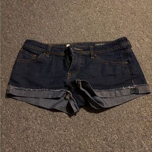 Volcom sound check shorts.